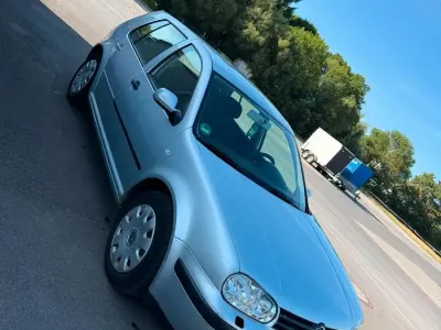 Gebraucht VW Golf IV 75 PS (55 kW) 2001 Silber Kleinwagen