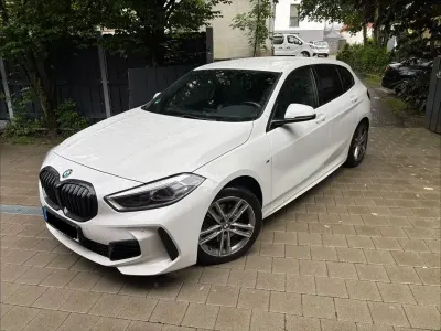 Gebraucht BMW 118 M Sport 136 PS (100 kW) 2021 Weiß Kleinwagen