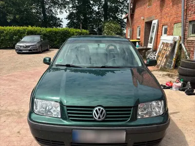 Gebraucht VW Bora 101 PS (74 kW) 2000 Grün Limousine