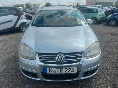 Gebraucht VW Golf VI 105 PS (77 kW) 2009 Silber Kleinwagen