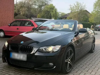 Gebraucht BMW 325 Cabriolet 218 PS (160 kW) 2007 Schwarz Cabrio