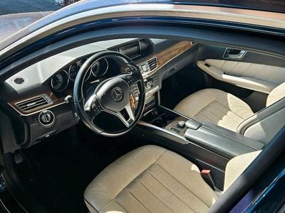 Usata Mercedes E220 170 CV (125 kW) 2013 Blu Berlina