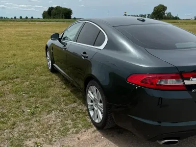 Gebraucht Jaguar XF 241 PS (177 kW) 2010 Andere farben Limousine