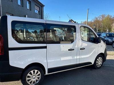 Second-hand Opel Vivaro 95 CP (69 kW) 2018 Alb Monovolum