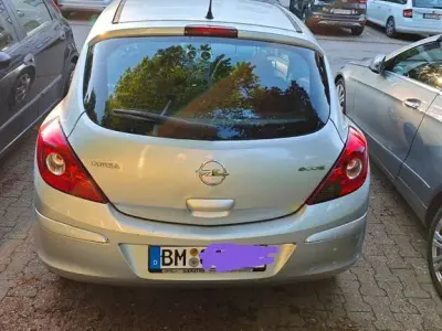 Używany Opel Corsa Eco 60 KM (44 kW) 2008 Srebrny Hatchback