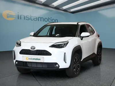 Neu Toyota Yaris Cross 131 PS (96 kW) 2025 Weiß SUV