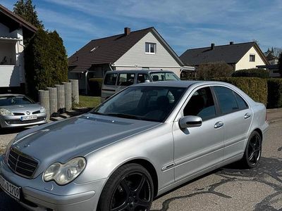 Mercedes C200