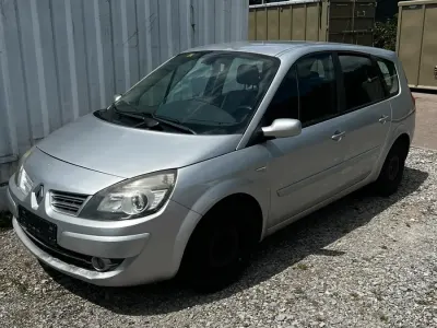 Gebraucht Renault Scenic E-Tech 136 PS (100 kW) 2009 Silber Kombi