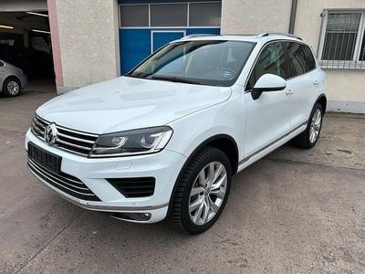 Gebraucht VW Touareg Terrain Tech 262 PS (192 kW) 2015 Weiß SUV