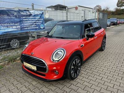 Gebraucht Mini Cooper 136 PS (100 kW) 2020 Solaris orange metallic Kleinwagen