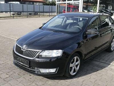 Schwarz Gebraucht 2015 Skoda Rapid Cool Edition Limousine | 5.290 € (Fairer Preis)