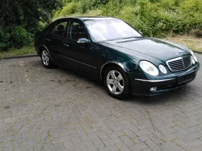 Gebraucht Mercedes E320 Elegance 224 PS (164 kW) 2002 Limousine