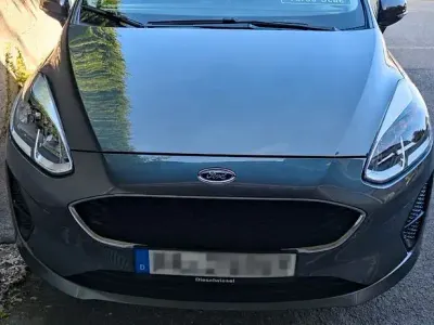Gebraucht Ford Fiesta Trend 86 PS (63 kW) 2017 Grau Kleinwagen