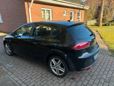 Używany Seat Leon Copa 125 KM (91 kW) 2011 Czarny Hatchback