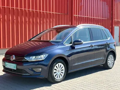 Usata VW Golf Sportsvan Highline 125 CV (91 kW) 2015 Blu Monovolume