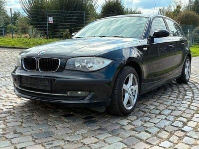 Gebraucht BMW 116 122 PS (89 kW) 2009 Schwarz Kleinwagen