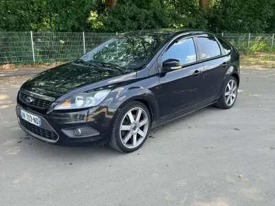 Gebraucht Ford Focus 116 PS (85 kW) 2010 Limousine
