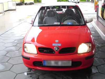 Usata Nissan Micra 54 CV (39 kW) 2000 Rosso Utilitaria