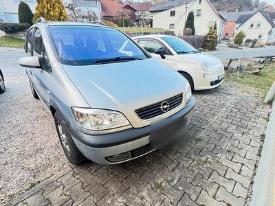 Usata Opel Zafira 92 CV (67 kW) 2003 Argento Monovolume