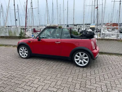 Gebraucht Mini Cooper Cabriolet 116 PS (85 kW) 2005 Rot Cabrio