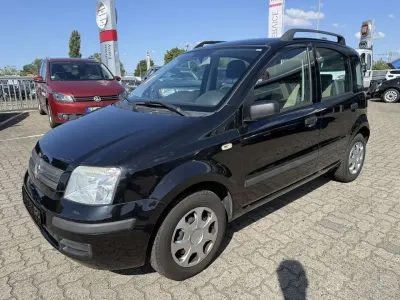 Gebraucht Fiat Panda Dynamic 60 PS (44 kW) 2008 Crossover schwarz metallic Kleinwagen