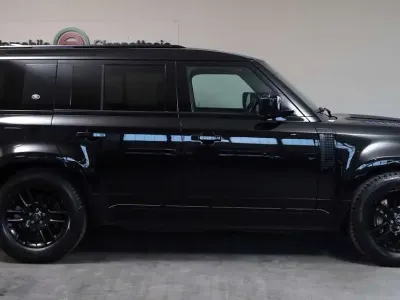 Gebraucht Land Rover Defender Dynamic 300 PS (220 kW) 2022 Schwarz SUV