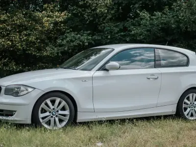 Gebraucht BMW 118 Sport Line 143 PS (105 kW) 2008 Weiß Kleinwagen