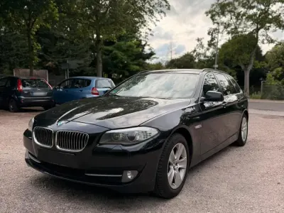Gebraucht BMW 520 184 PS (135 kW) 2012 Schwarz Kombi