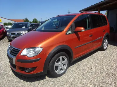 Gebraucht VW Touran Cross 140 PS (102 kW) 2007 Rot Van / Kleinbus