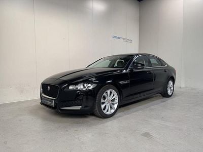 Usata Jaguar XF 179 CV (131 kW) 2018 Nero Berlina
