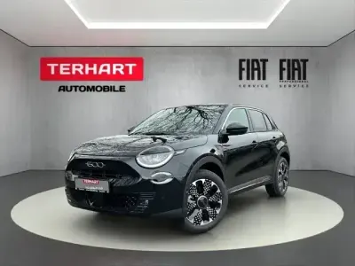 Gebraucht Fiat 600 La Prima 136 PS (100 kW) 2026 Schwarz SUV