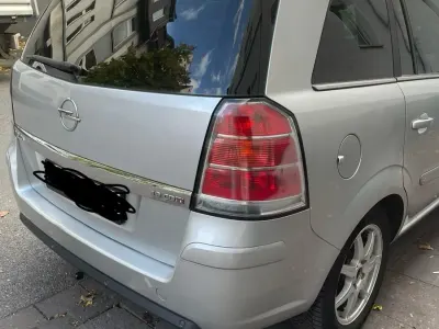Gebraucht Opel Zafira 110 PS (80 kW) 2006 Grau Van / Kleinbus