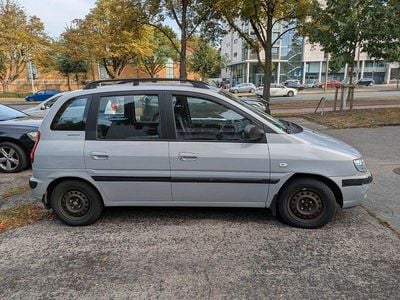 Gebraucht Hyundai Matrix GLS 103 PS (75 kW) 2001 Silber Van / Kleinbus