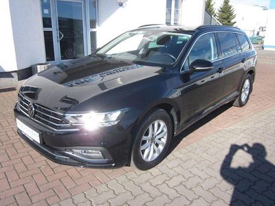 Gebraucht VW Passat Business 150 PS (110 kW) 2022 Schwarz Kombi