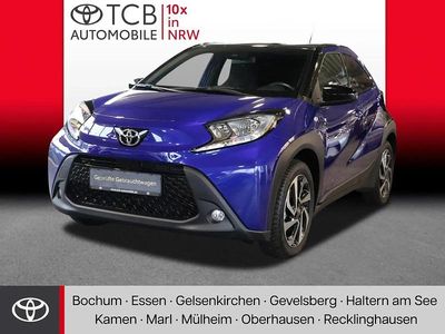 Juniper blue metallic/ night sky black Gebraucht 2023 Toyota Aygo X Basis SUV | 18.649 € (Etwas zu teuer)