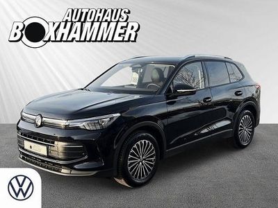 Schwarz Gebraucht 2024 VW Tiguan Life SUV | 33.590 € (Fairer Preis)