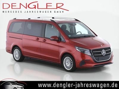 Gebraucht Mercedes V250 Style 190 PS (139 kW) 2025 Rot Van / Kleinbus