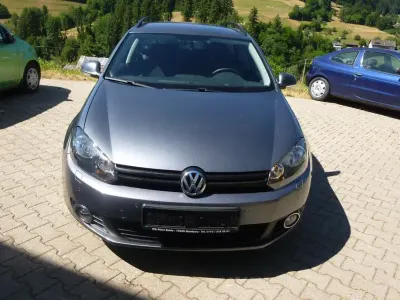 Gebraucht VW Golf VI Trendline 105 PS (77 kW) 2012 Grau Kombi