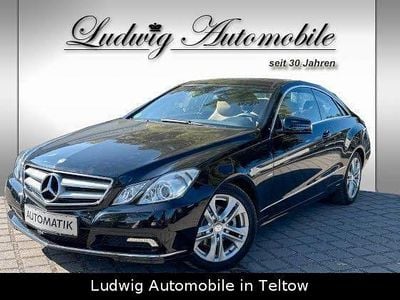 Gebraucht Mercedes E200 Avantgarde 184 PS (135 kW) 2010 Obsidianschwarz metallic Coupé