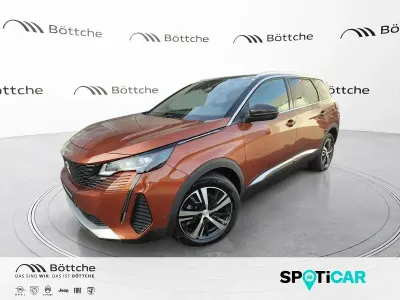 Gebraucht Peugeot 5008 GT 131 PS (96 kW) 2023 Lackierung cuprite/metallic kl SUV