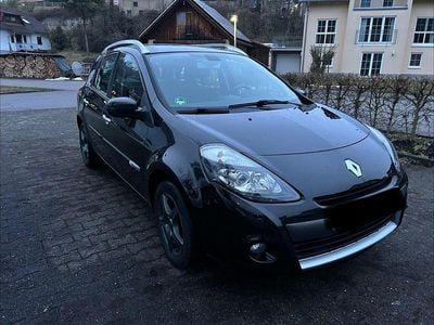 Gebraucht Renault Clio GrandTour Dynamique 101 PS (74 kW) 2010 Schwarz Kombi