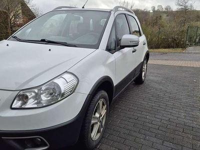 Gebraucht Fiat Sedici 120 PS (88 kW) 2014 Weiß SUV