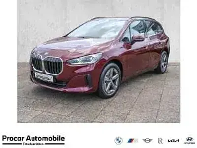 Gebraucht BMW 220 156 PS (114 kW) 2025 Rot (piemont rot) Coupé