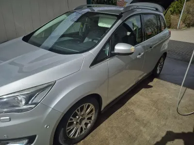 Usata Ford Grand C-Max Titanium 150 CV (110 kW) 2017 Argento Monovolume