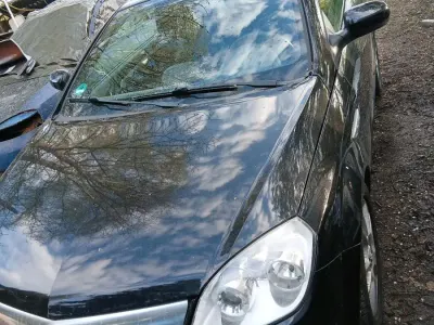Gebraucht Opel Tigra 90 PS (66 kW) 2005 Schwarz Cabrio
