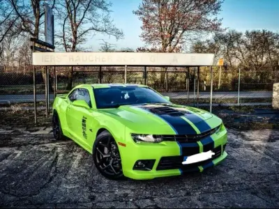Usata Chevrolet Camaro SS 426 CV (313 kW) 2013 Verde Coupé