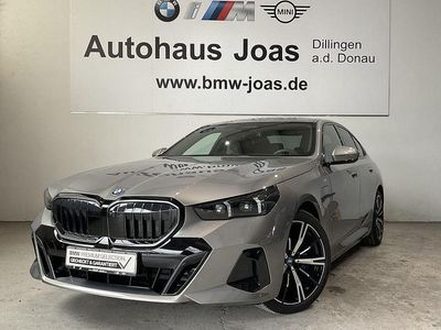 Second-hand BMW 550e M Sport 510 CP (375 kW) 2025 Gri Berlinǎ