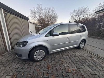 Gebraucht VW Touran Trendline 105 PS (77 kW) 2013 Grau Van / Kleinbus