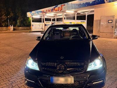 Gebraucht Mercedes C200 136 PS (100 kW) 2011 Limousine
