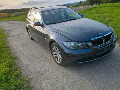 Gebraucht BMW 320 163 PS (119 kW) 2006 Grau Kombi